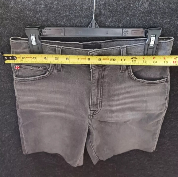 Hudson Jeans Jada High Rise Raw Hem Denim Shorts in Passage Black Wash Size 26 - Picture 8 of 10